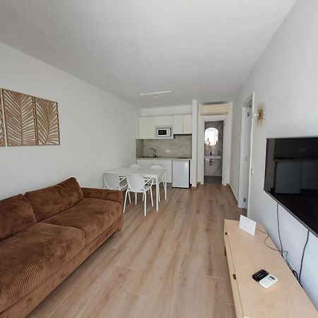 Homeforguest Apartamento 15 Con Terraza Y Piscina En 코라레호 외부 사진