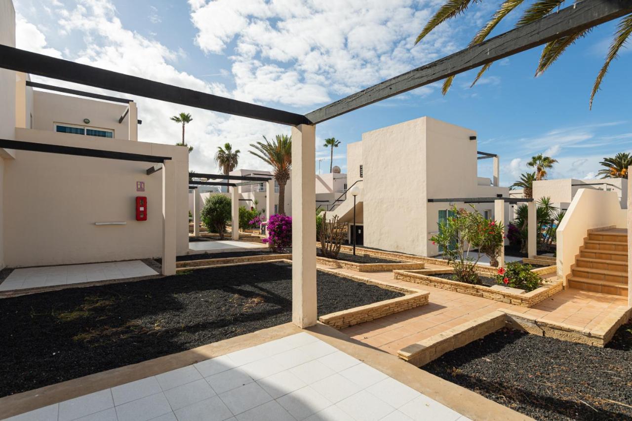 Homeforguest Apartamento 15 Con Terraza Y Piscina En 코라레호 외부 사진