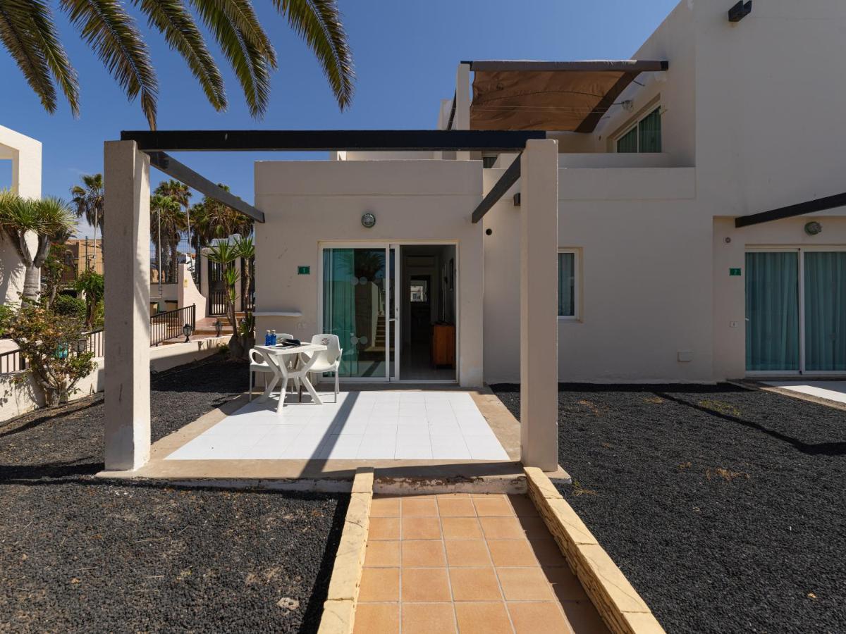 Homeforguest Apartamento 15 Con Terraza Y Piscina En 코라레호 외부 사진