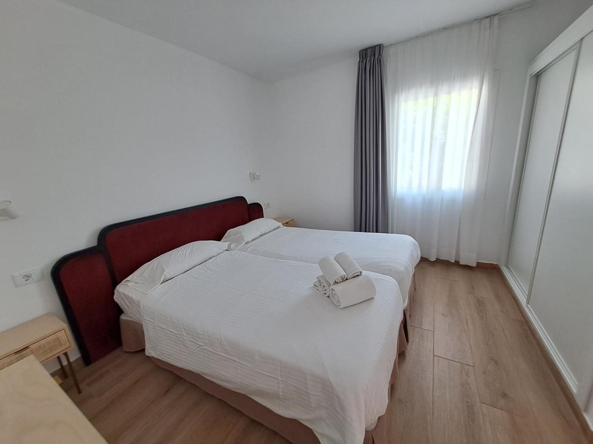 Homeforguest Apartamento 15 Con Terraza Y Piscina En 코라레호 외부 사진