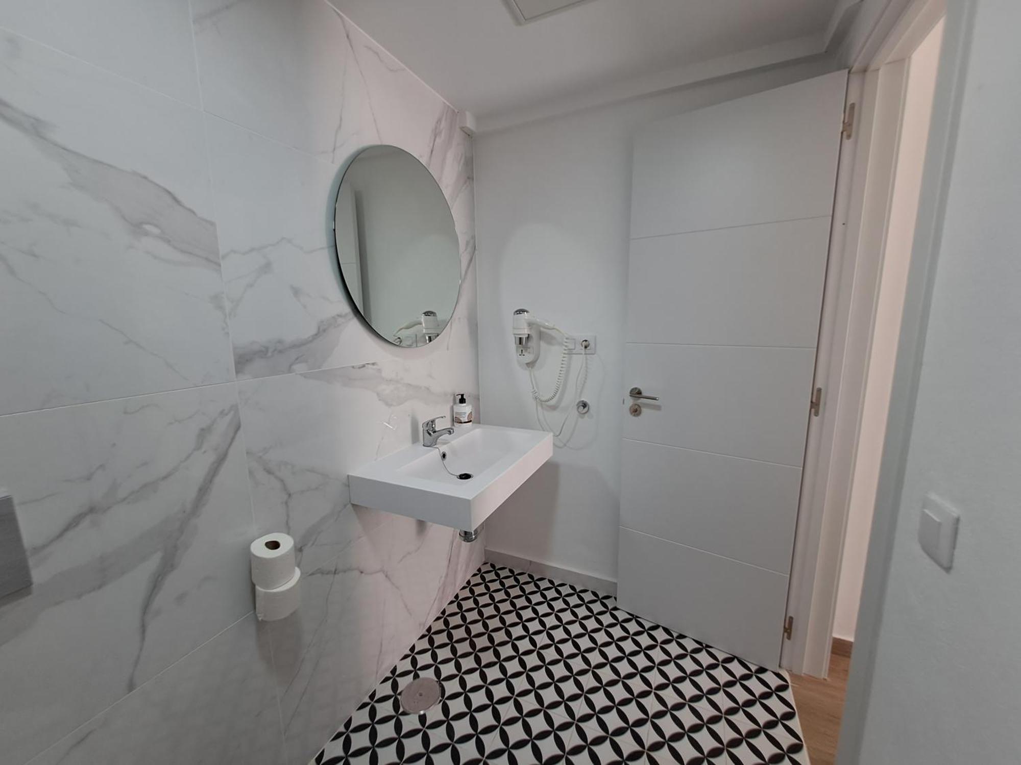 Homeforguest Apartamento 15 Con Terraza Y Piscina En 코라레호 외부 사진