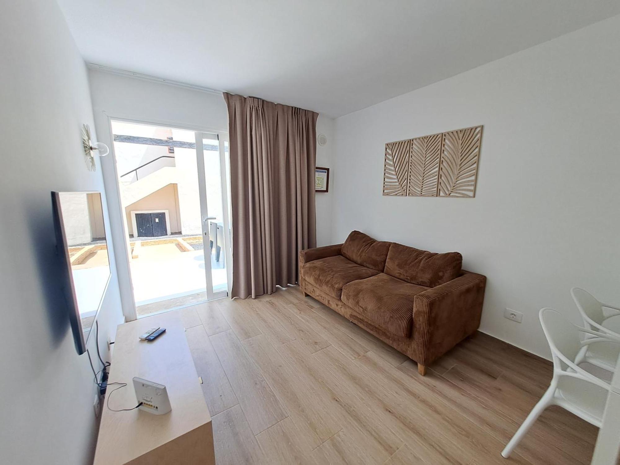 Homeforguest Apartamento 15 Con Terraza Y Piscina En 코라레호 외부 사진